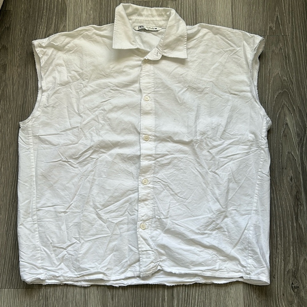 Like-new Zara Oversized White Sleeveless Shirt